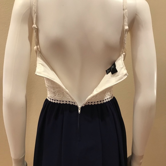 IN San Francisco Formal Dress Size 5 Blue White Mini Dress Prom Graduation - Picture 6 of 14